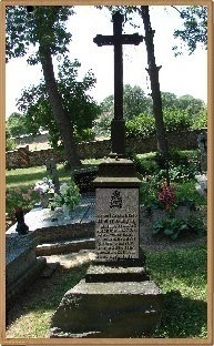 Antoni Hendell - pomnik